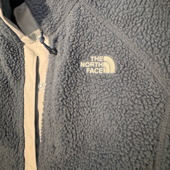 The North Face Blue Fleece Jacket - Picture 2 of 5